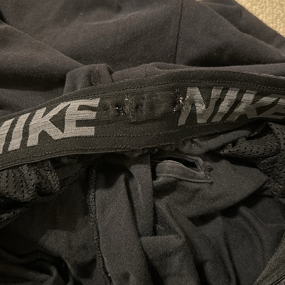 Nike shorts - Picture 5 of 6